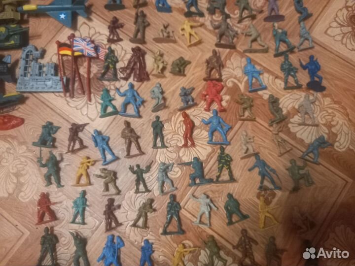 Пластмассовые солдатики