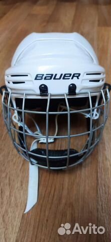 Хоккейный шлем