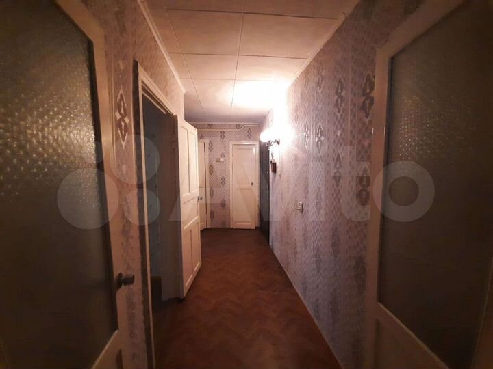 2-к. квартира, 48 м², 1/3 эт.