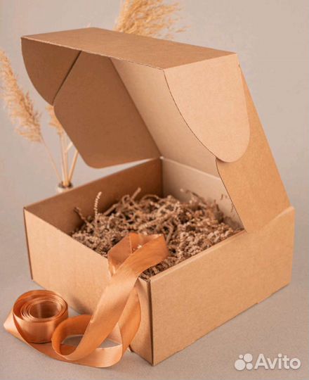 Коробка подарочная