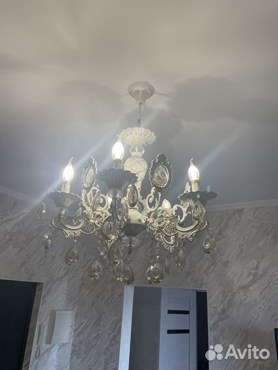 Люстра потолочная