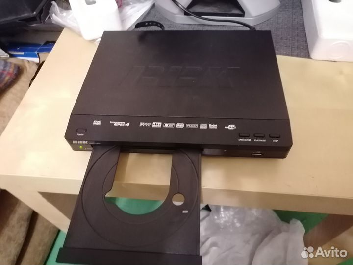 DVD плеер с караоке bbk DVP 158 SL