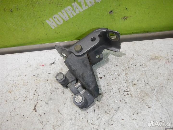 Ролик двери сдвижной средний Рено Кенгу Кангу