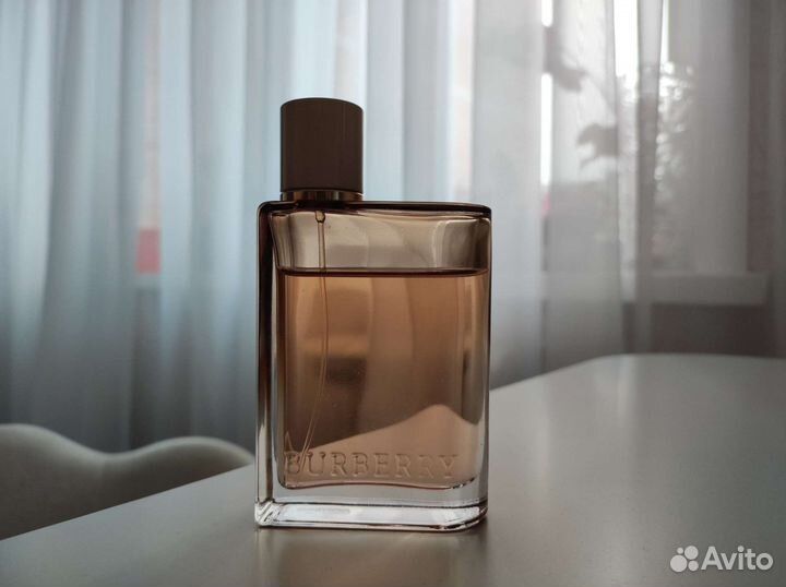 Парфюмерная вода Burberry Her Intense