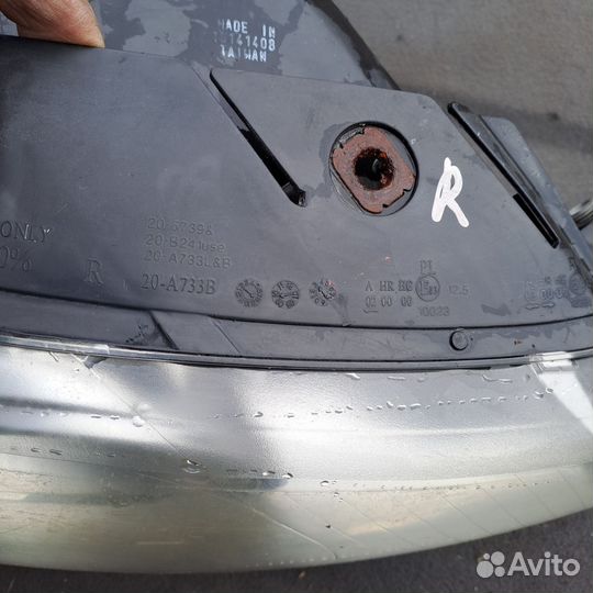 Фара передняя правая Volkswagen Passat B6