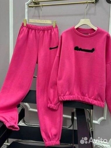 Костюм спортивный