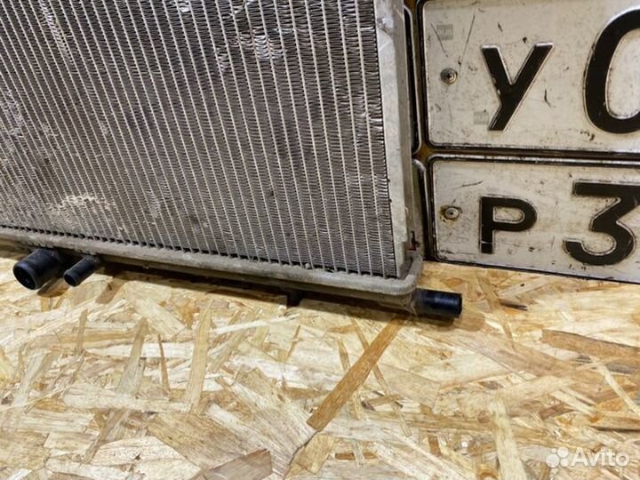Радиатор охлаждения Peugeot 307 SW 2004