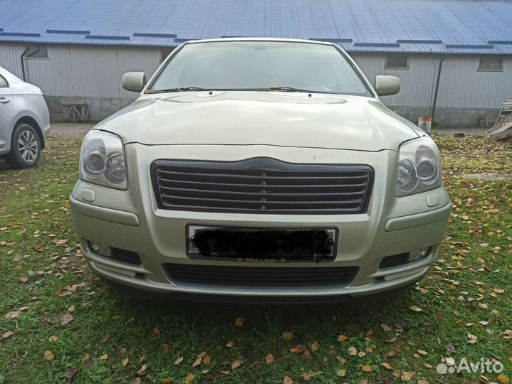 Решетка радиатора тте Toyota Avensis