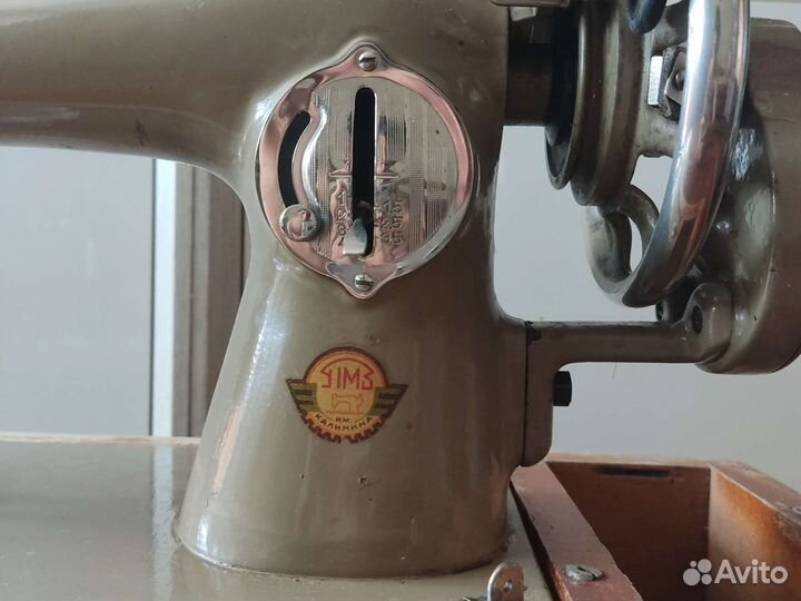 Швейная машинка