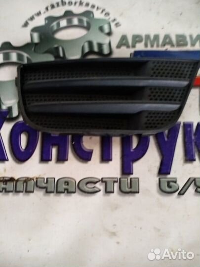 Заглушка бампера Ford Фьюжин хэчбек fyia 2002