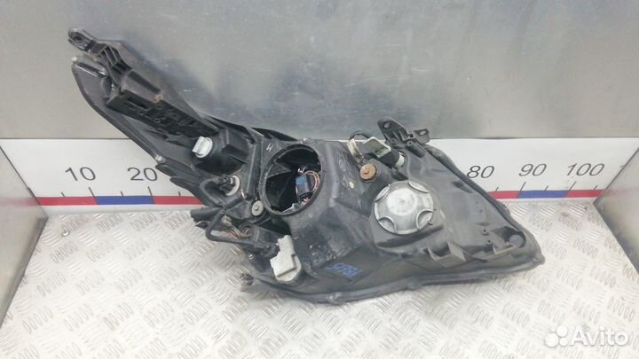 Фара левая Toyota Avensis 3 (T270) рест. 2012
