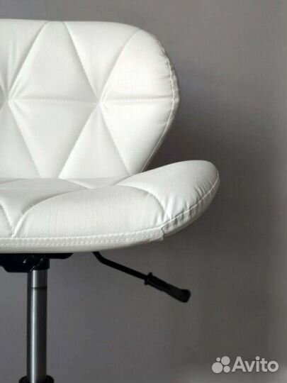 Стул для мастера Ракушка