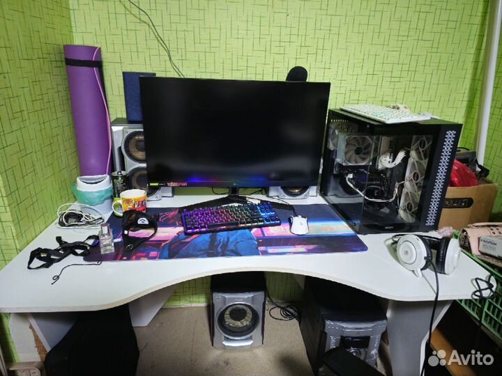 Компьютерный стол игровой бу