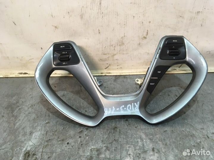 Кнопки руля Kia Rio 3 седан G4FC 2015