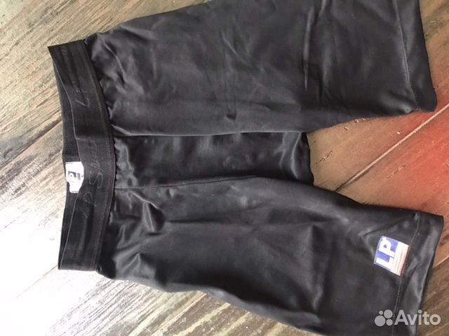 Компрессионные шорты LP