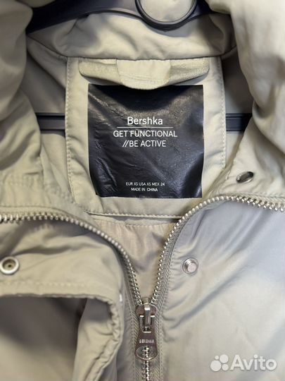 Пуховик bershka