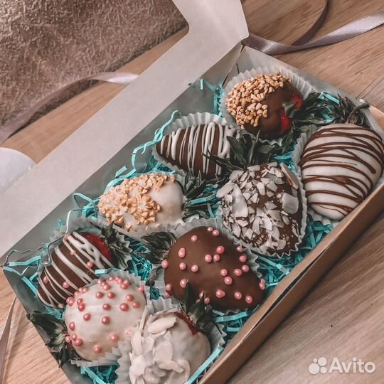 Клубничные букеты