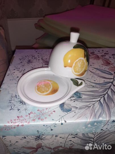 Сахарница и молочник фарфор