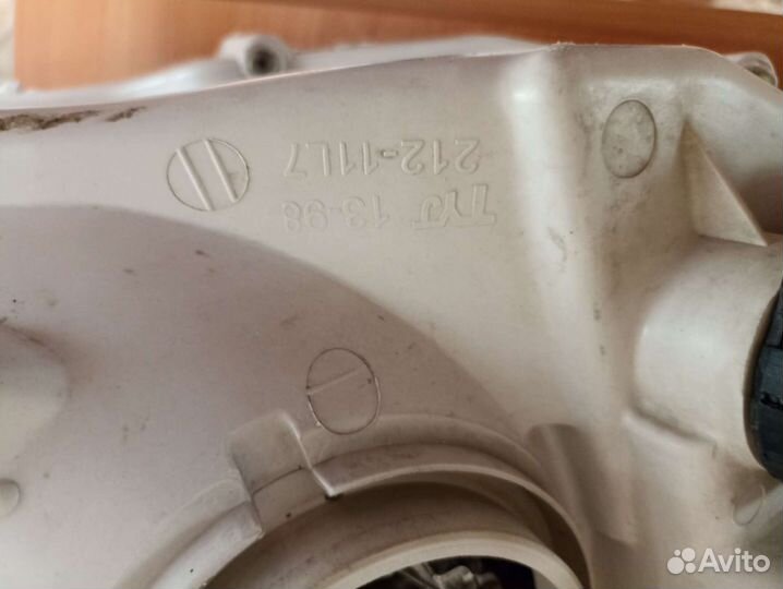 Фары на тойоту королла филдер,аксио 140 кузов