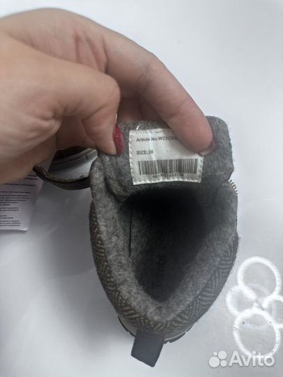 Ботинки демисезонные новые 26