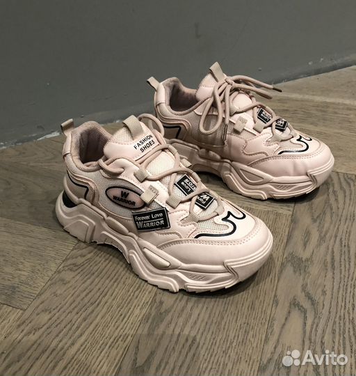 Кроссовки женские Warrior, р36