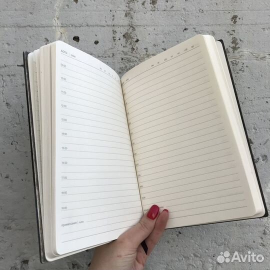 Эксклюзивный блокнот из дерева с эпоксидной смолой