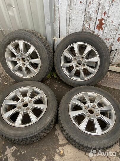 Литые диски R15 шины Dunlop 185/65R15 шипы