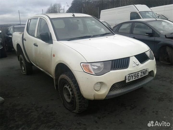 Разбор на запчасти Mitsubishi L200