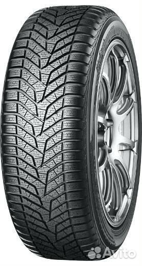 Yokohama BluEarth Winter V905 255/40 R18 99V