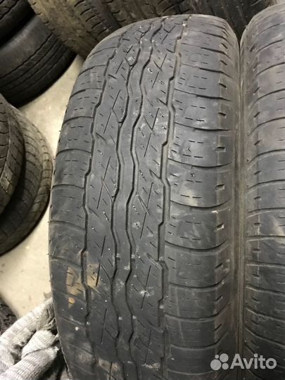 Bridgestone Dueler H/T D687 225/65 R17