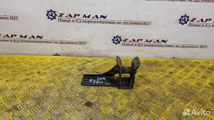 Замок кабины ответная часть правый Man Tga Tgs