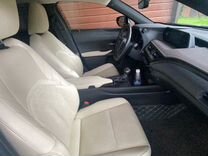 Lexus UX 2.0 CVT, 2019, 48 000 км, с пробегом, цена 3 115 000 руб.