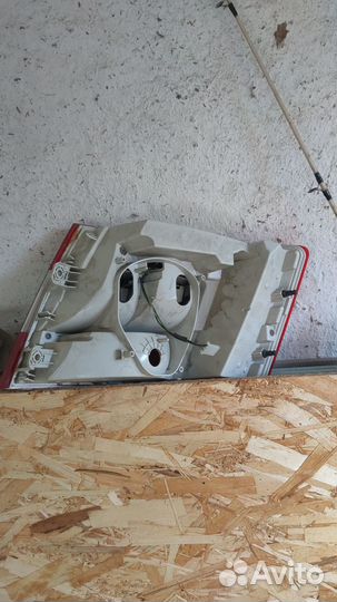 Задний левый фонарь skoda octavia a7