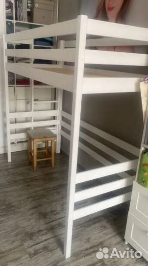 Детская кровать с лестницей экологичная