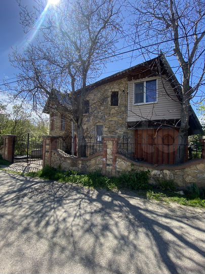 Дача 190 м² на участке 6 сот.