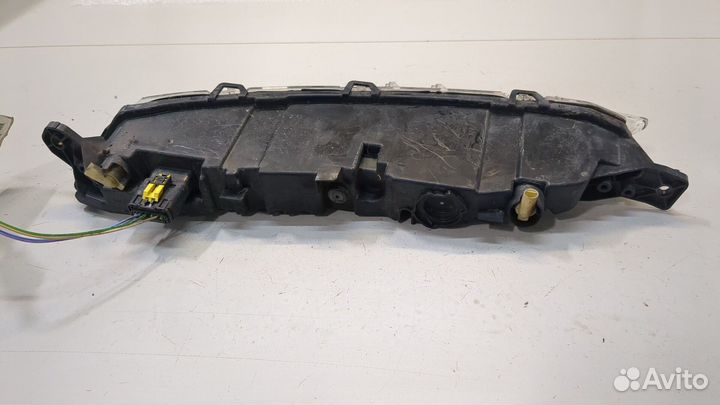 Поворот правый Citroen C4 Picasso