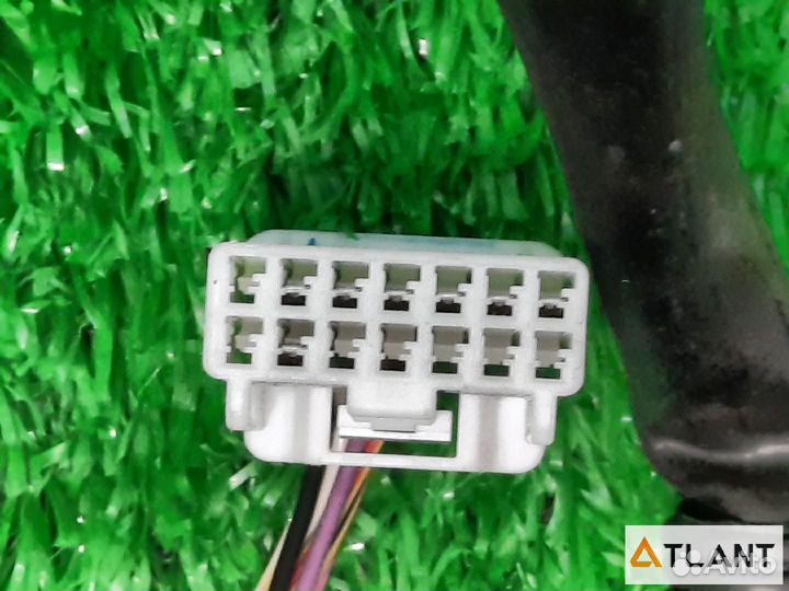 Зеркало переднее левое honda FIT