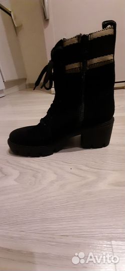 Полусапожки женские 39 размер