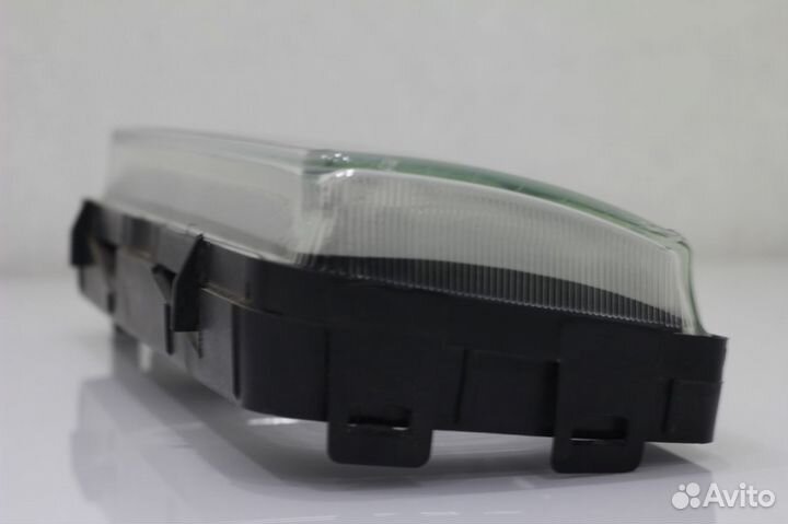 9ES143410001 Hella Стекло фары правой bmw e36