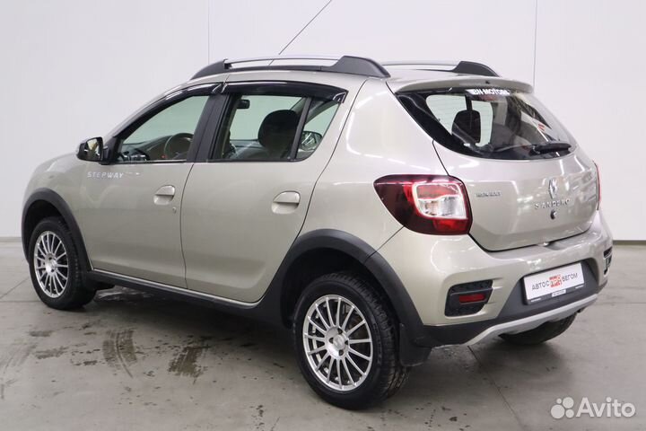 Renault Sandero Stepway 1.6 МТ, 2018, 104 446 км