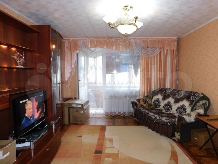 2-к. квартира, 52 м², 5/5 эт.