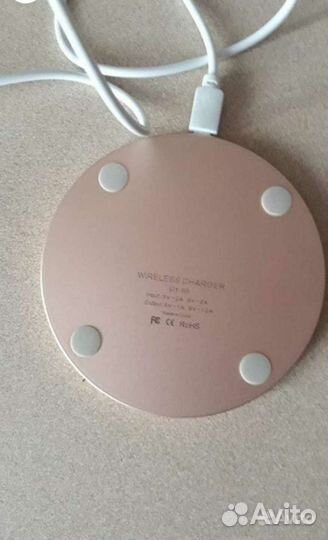 Беспроводная зарядка для iPhone