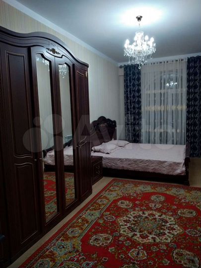 3-к. квартира, 110 м², 2/5 эт.