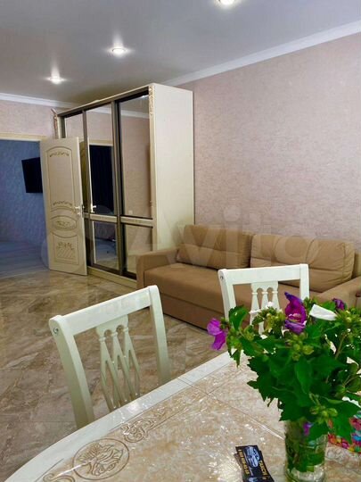 Комната 48 м², 1/4 эт.