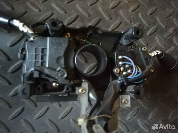 Блок подрулевых переключателей Toyota Mark ll GX90