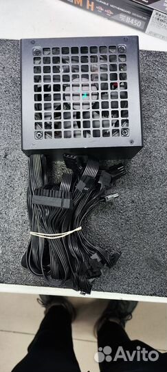 Блок питания deepcool PF750 R-PF750D-HA0B-EU черны