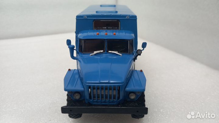 1:43 Урал-4320 вахта