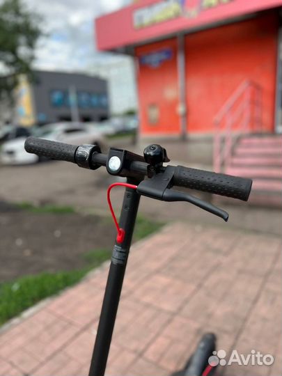 Электросамокат Xiaomi Mijia M365 Pro black