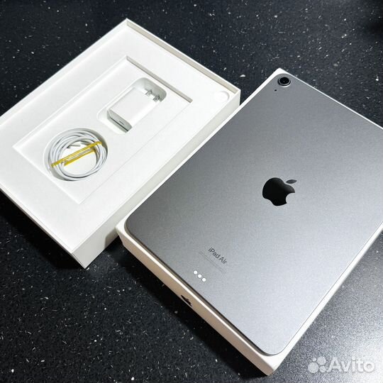 Apple iPad Air 5-gen 64 gb Space Gray M1 2022