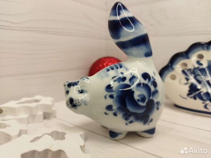 Фигурка фарфоровая Кот Гжель